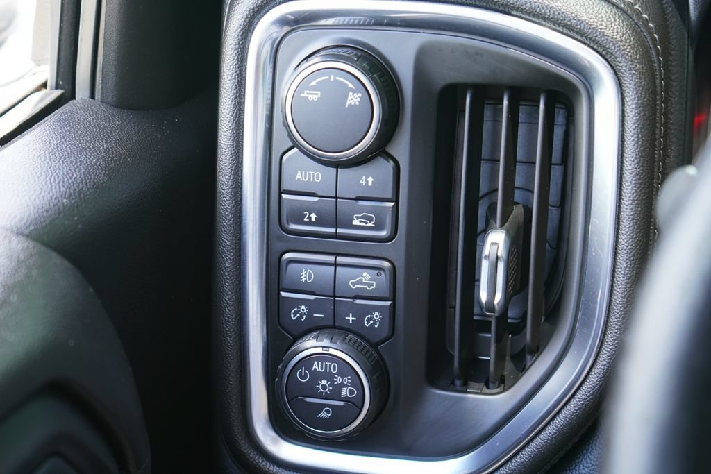 Used 2019 Chevrolet Silverado 1500 LTZ w/ Max Trailering Package AWD/4WD image 17