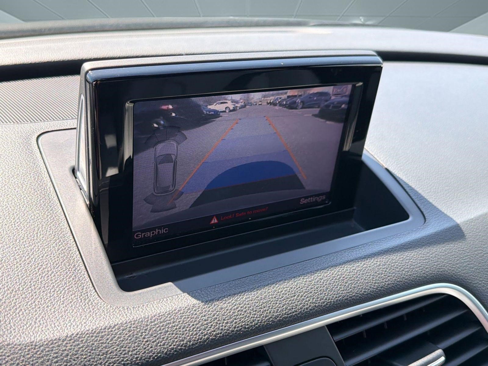 Used 2018 Audi Q3 2.0T Premium Plus w/ Premium Plus Package AWD/4WD image 24