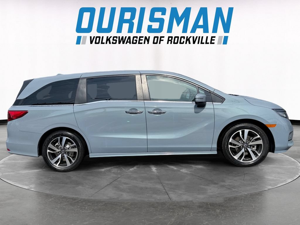 Used 2023 Honda Odyssey Touring image 7