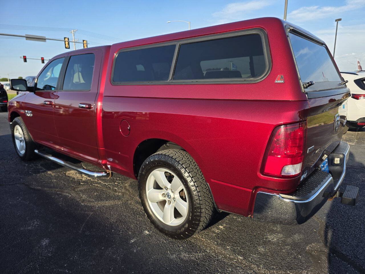 Used 2018 RAM 1500 Classic SLT AWD/4WD image 6