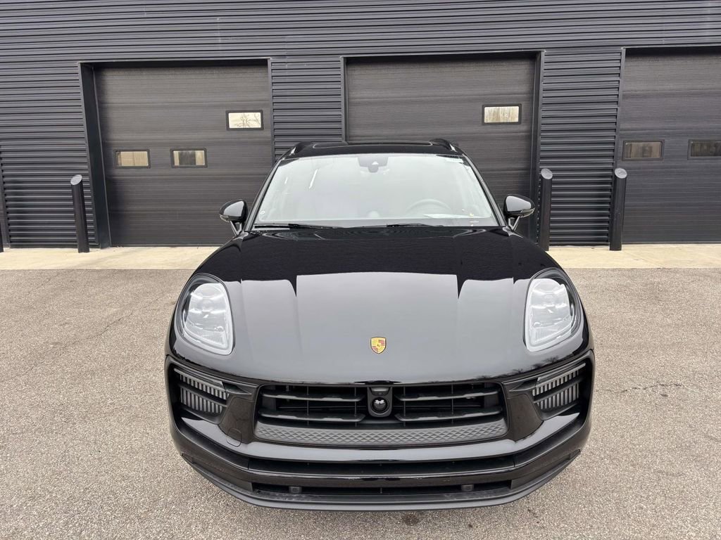 New 2026 Porsche Macan S image 13