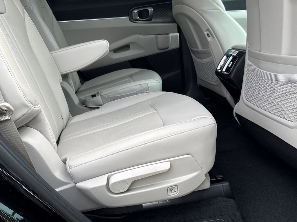New 2025 Kia Sorento EX image 15