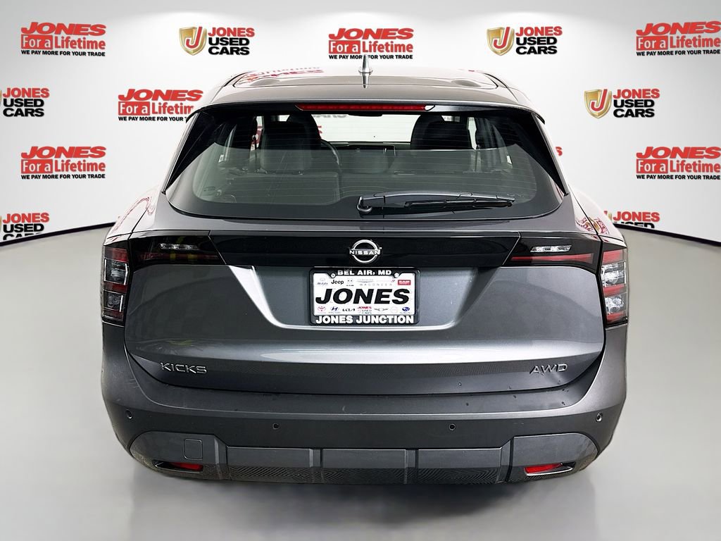 Certified 2025 Nissan Kicks S image 14