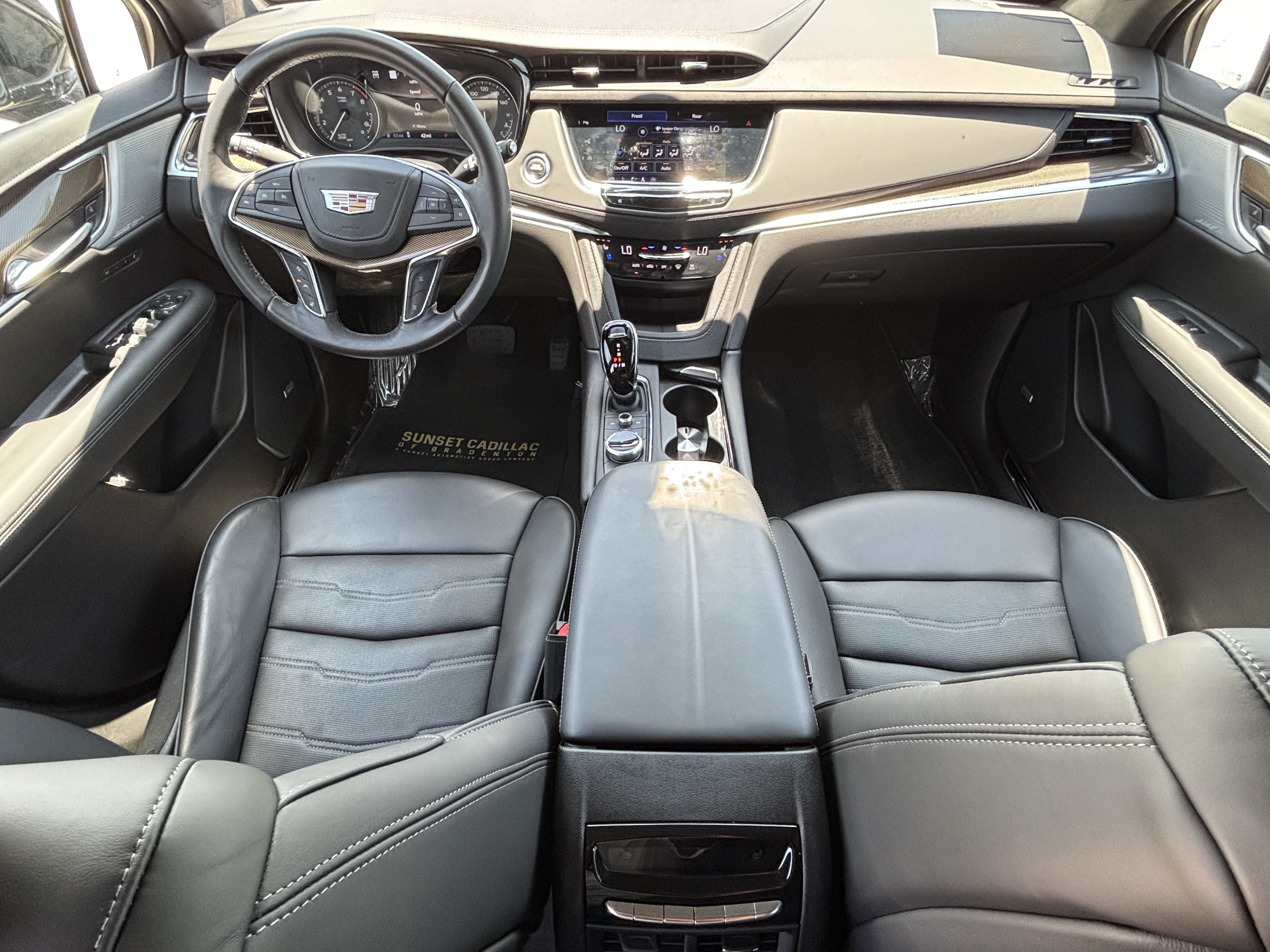 Certified 2023 Cadillac XT5 Premium Luxury w/ Platinum Package AWD/4WD image 35
