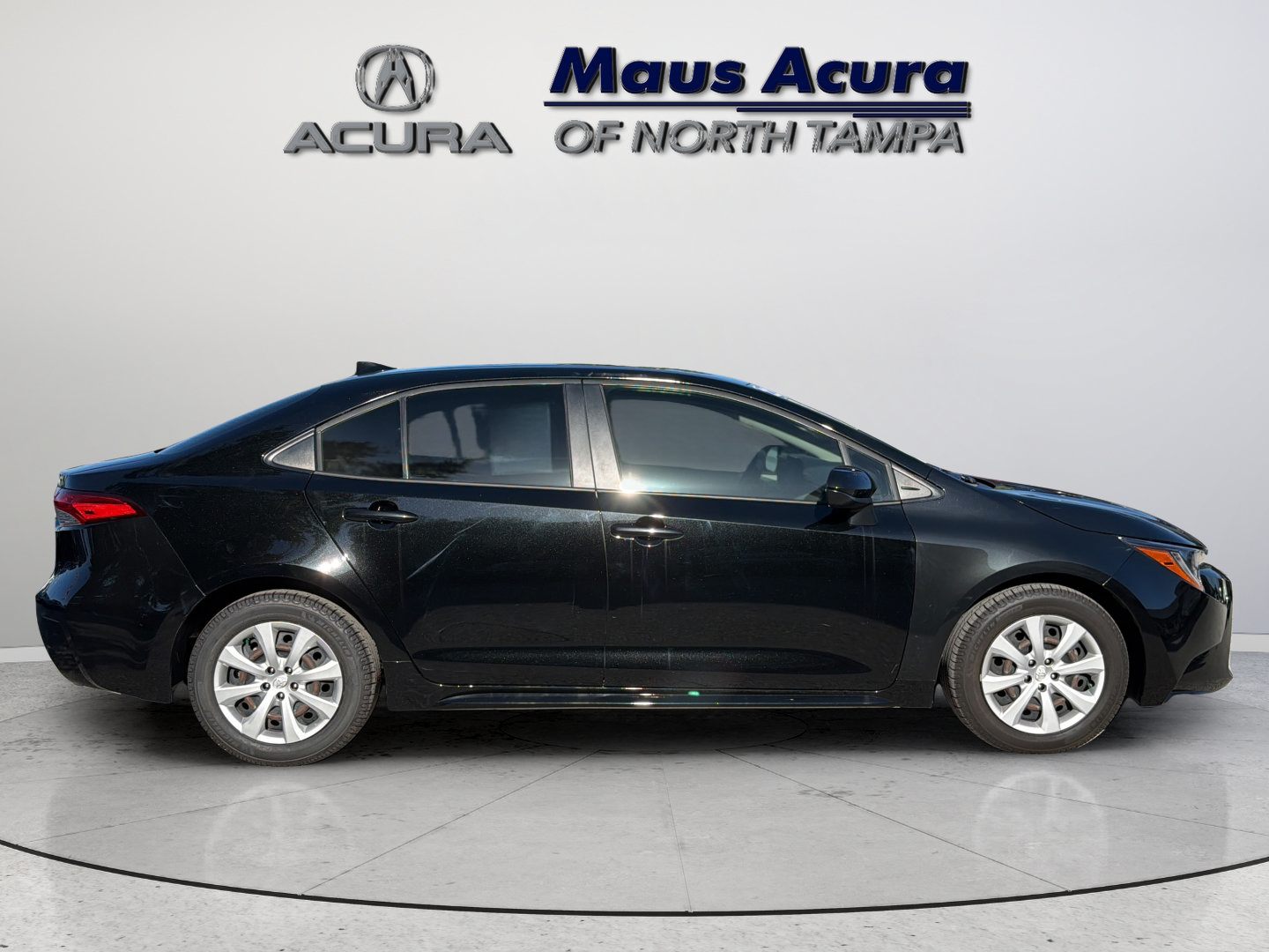 Used 2022 Toyota Corolla LE FWD image 14