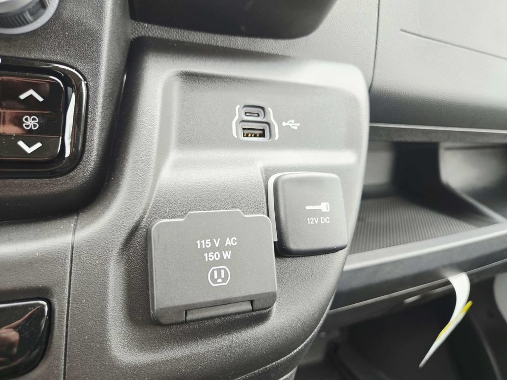 New 2026 RAM ProMaster 3500 w/ Convenience Group FWD image 26