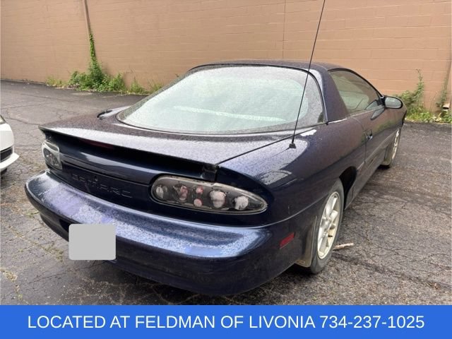 Used 2001 Chevrolet Camaro LT w/ Preferred Equipment Group 1 RWD image 3