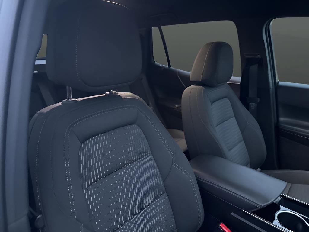 Used 2025 Chevrolet Equinox LT w/ Safety and Technology Package image 32