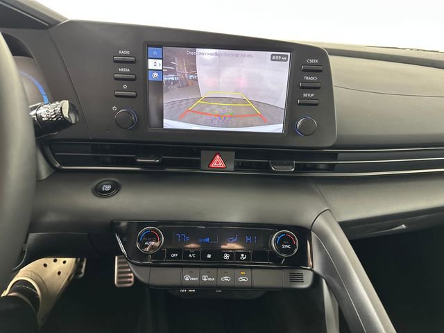 Used 2025 Hyundai Elantra Sport image 22