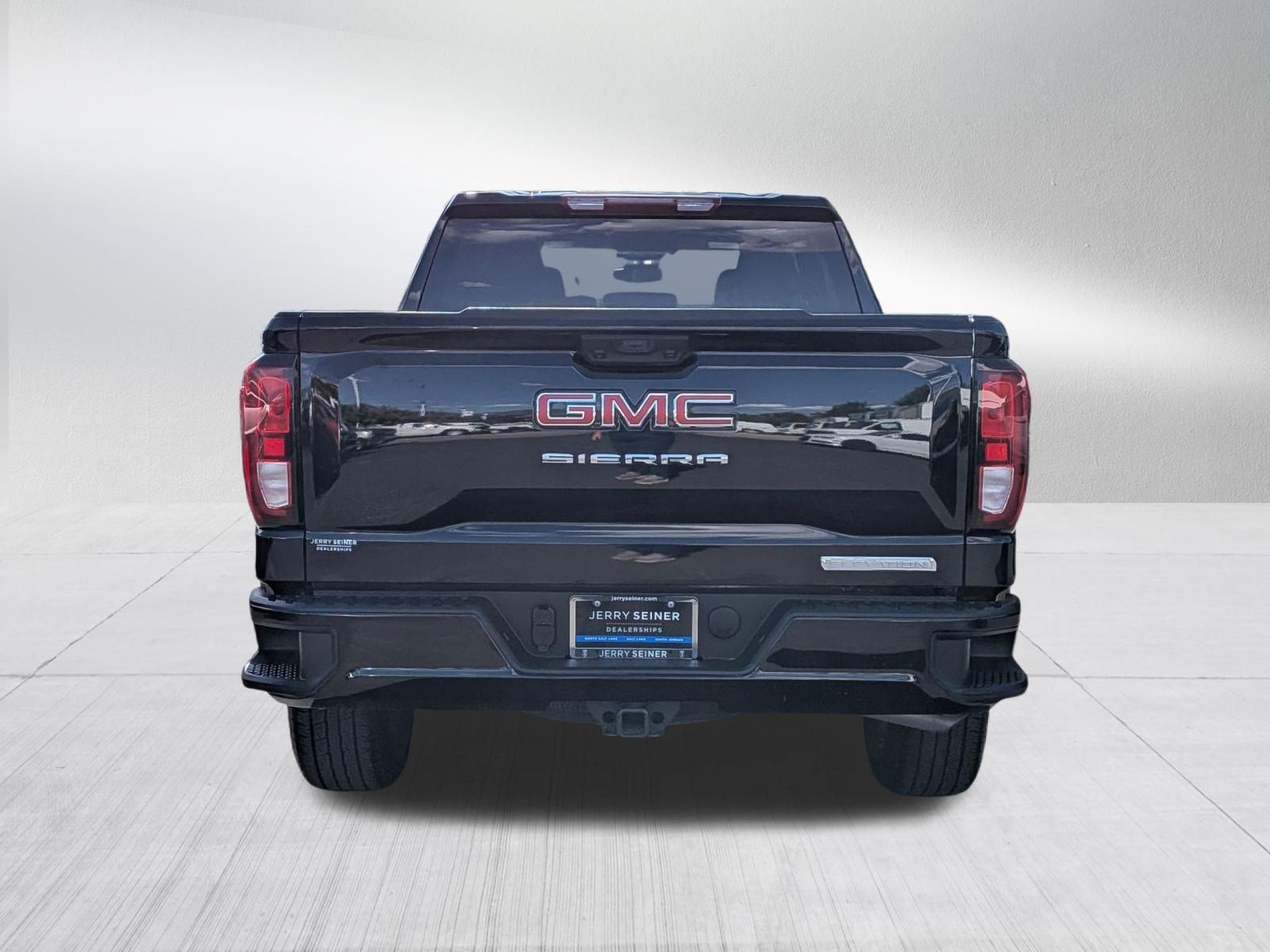Certified 2026 GMC Sierra 1500 Elevation AWD/4WD image 5