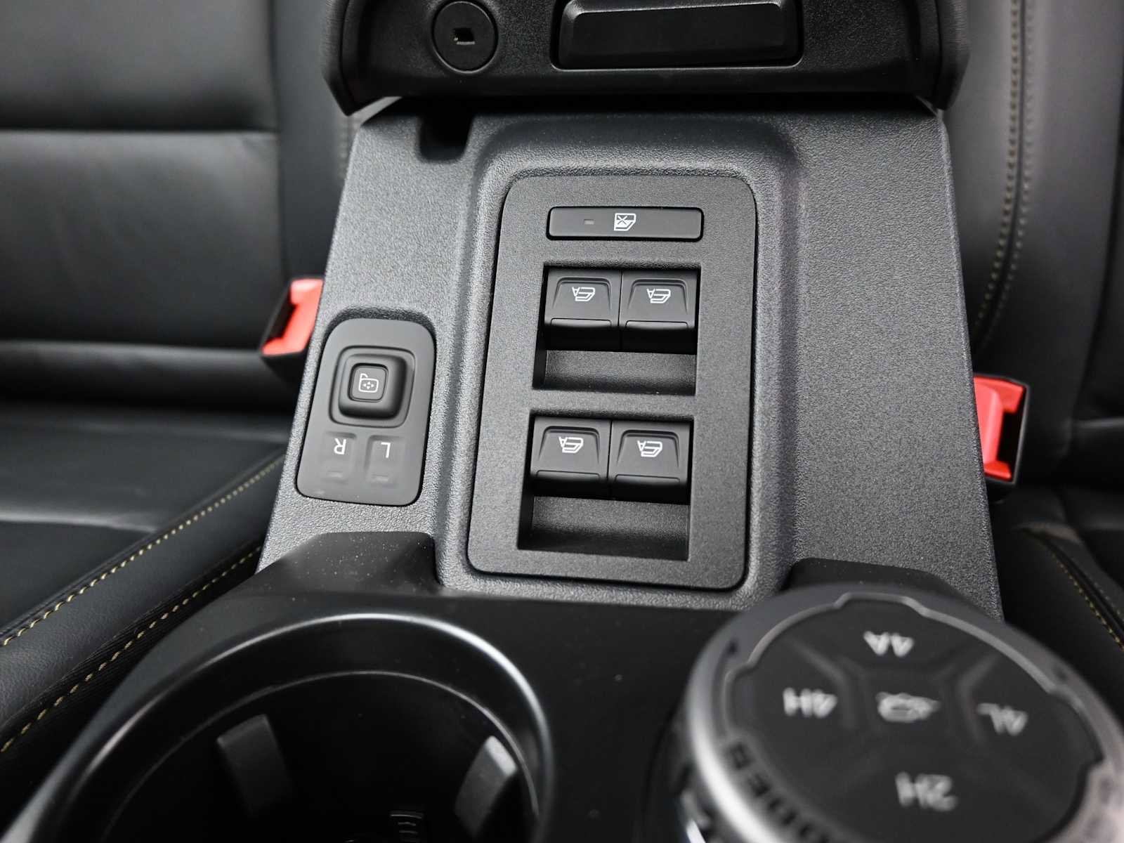 New 2025 Ford Bronco Badlands image 24