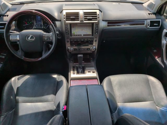 Used 2018 Lexus GX 460 Premium w/ Premium Package AWD/4WD image 31