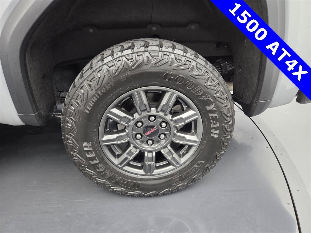 Used 2024 GMC Sierra 1500 AT4X image 24