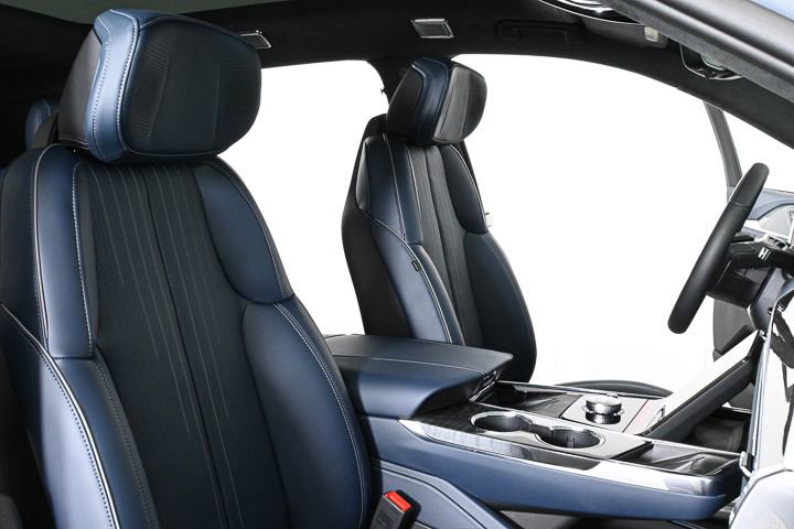 New 2025 Cadillac Escalade IQ Sport 2 image 24