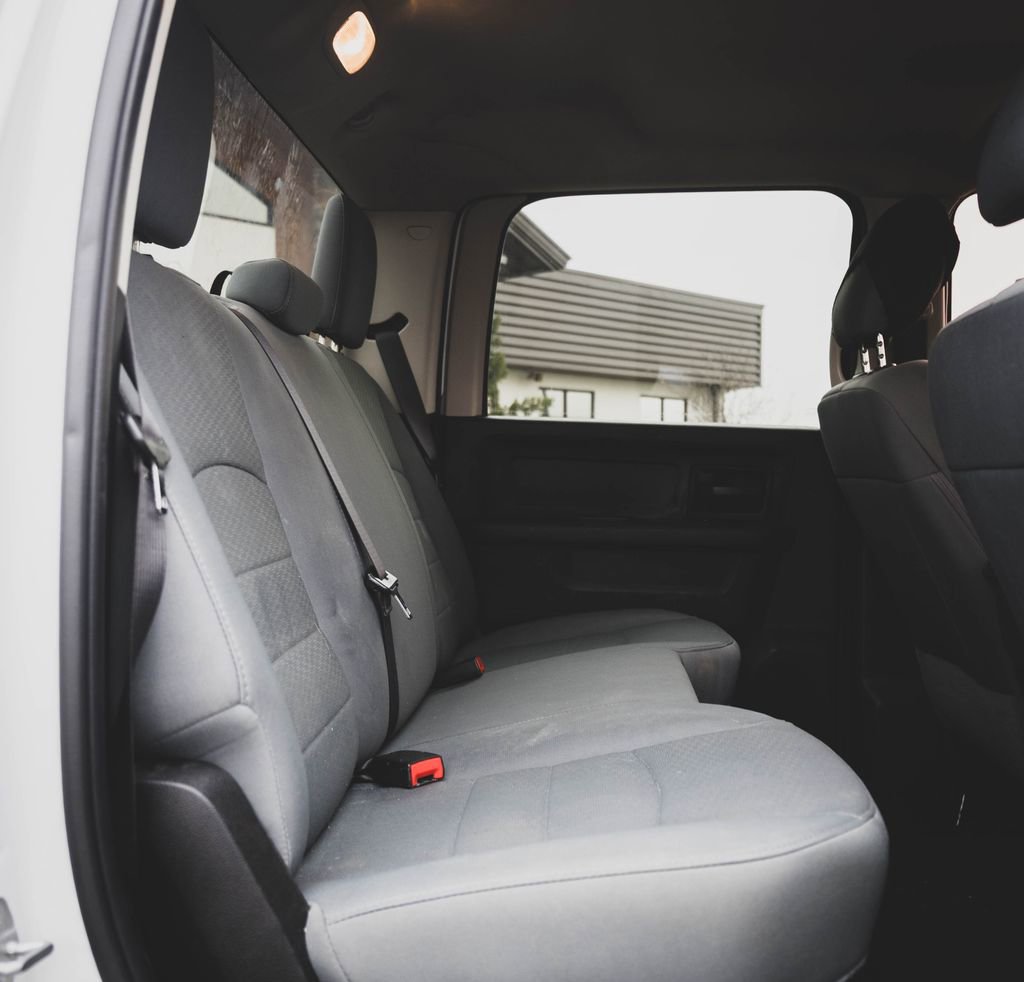 Used 2018 RAM 2500 Tradesman w/ Chrome Appearance Group image 29