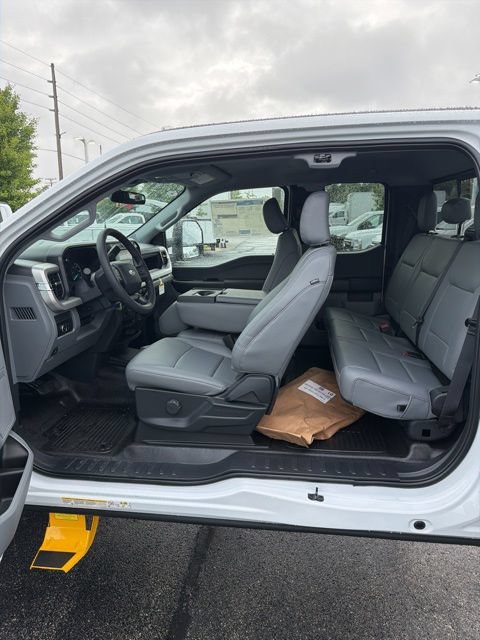 New 2026 Ford F450 XL w/ XL Chrome Package AWD/4WD image 17