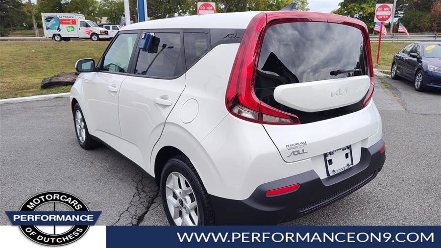 Used 2022 Kia Soul LX w/ Technology Package image 5