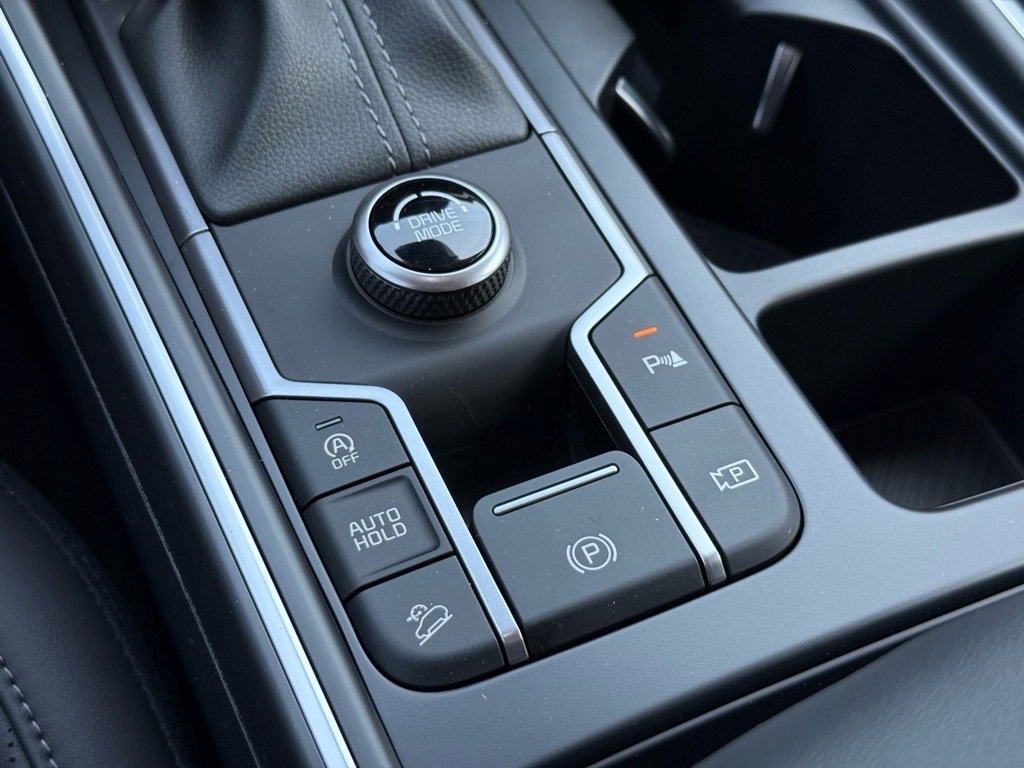 New 2025 Kia Sorento S w/ Panoramic Sunroof Package image 18