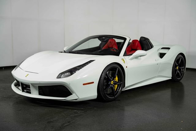 Used 2018 Ferrari 488 Spider RWD image 4