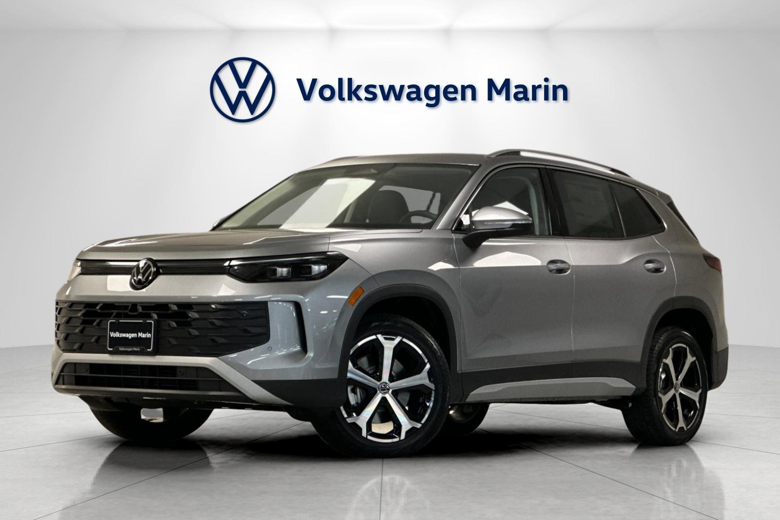 New 2025 Volkswagen Tiguan SE
