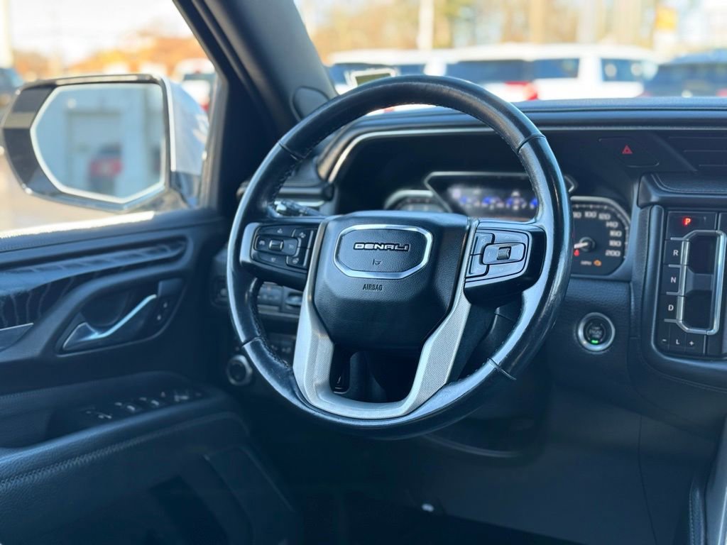 Used 2021 GMC Yukon Denali w/ Denali Ultimate Package image 14