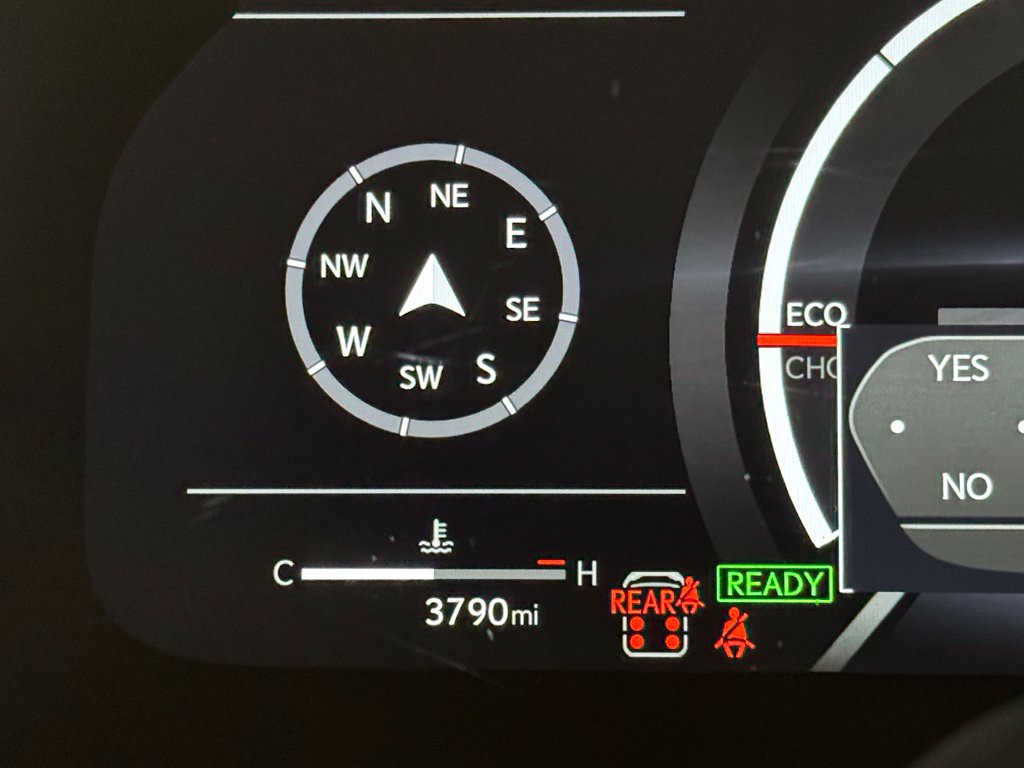 Used 2026 Lexus TX 500h AWD image 17