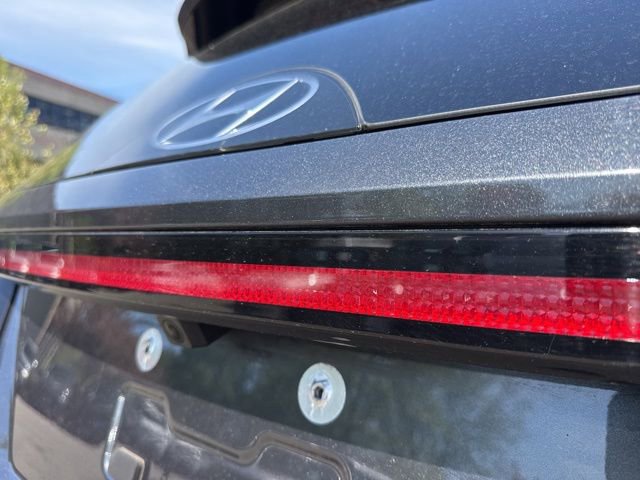 Certified 2023 Hyundai Tucson Limited AWD/4WD image 13