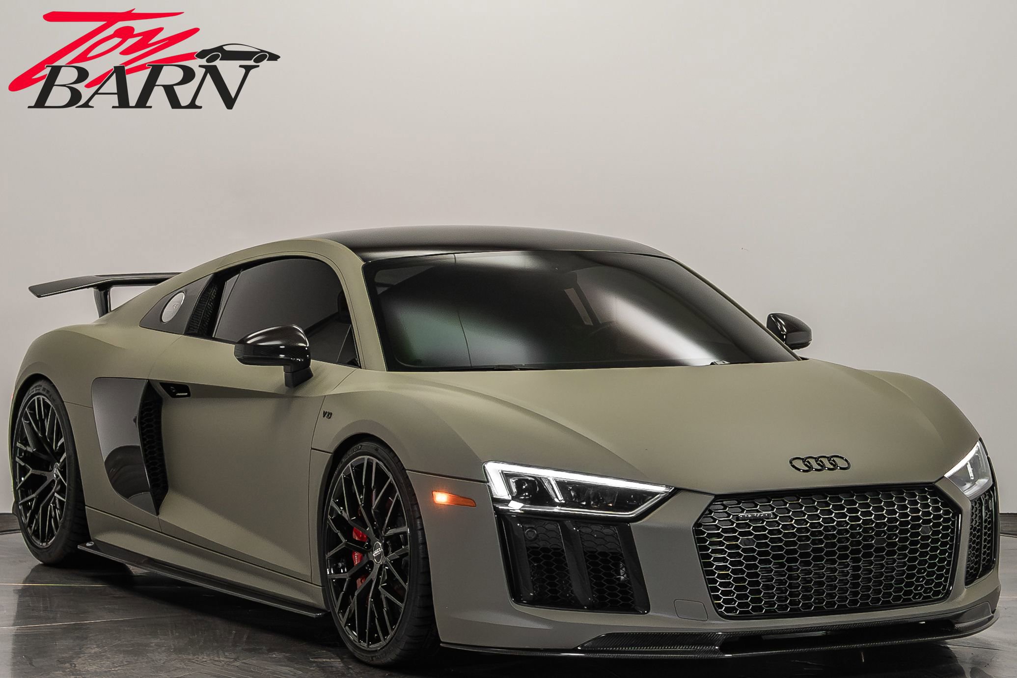 Used 2017 Audi R8 V10 plus image 7