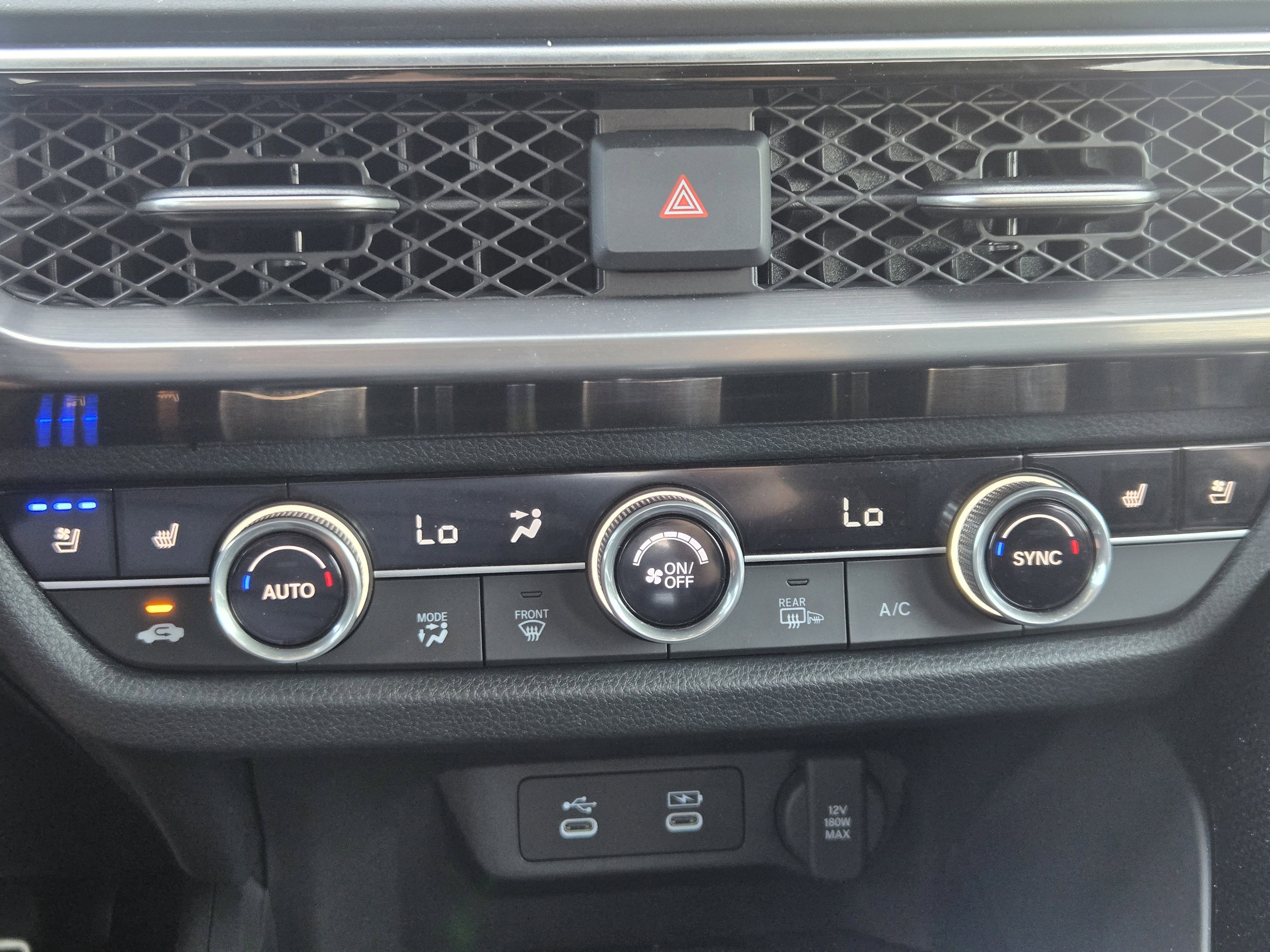 Used 2025 Acura ADX A-Spec image 11