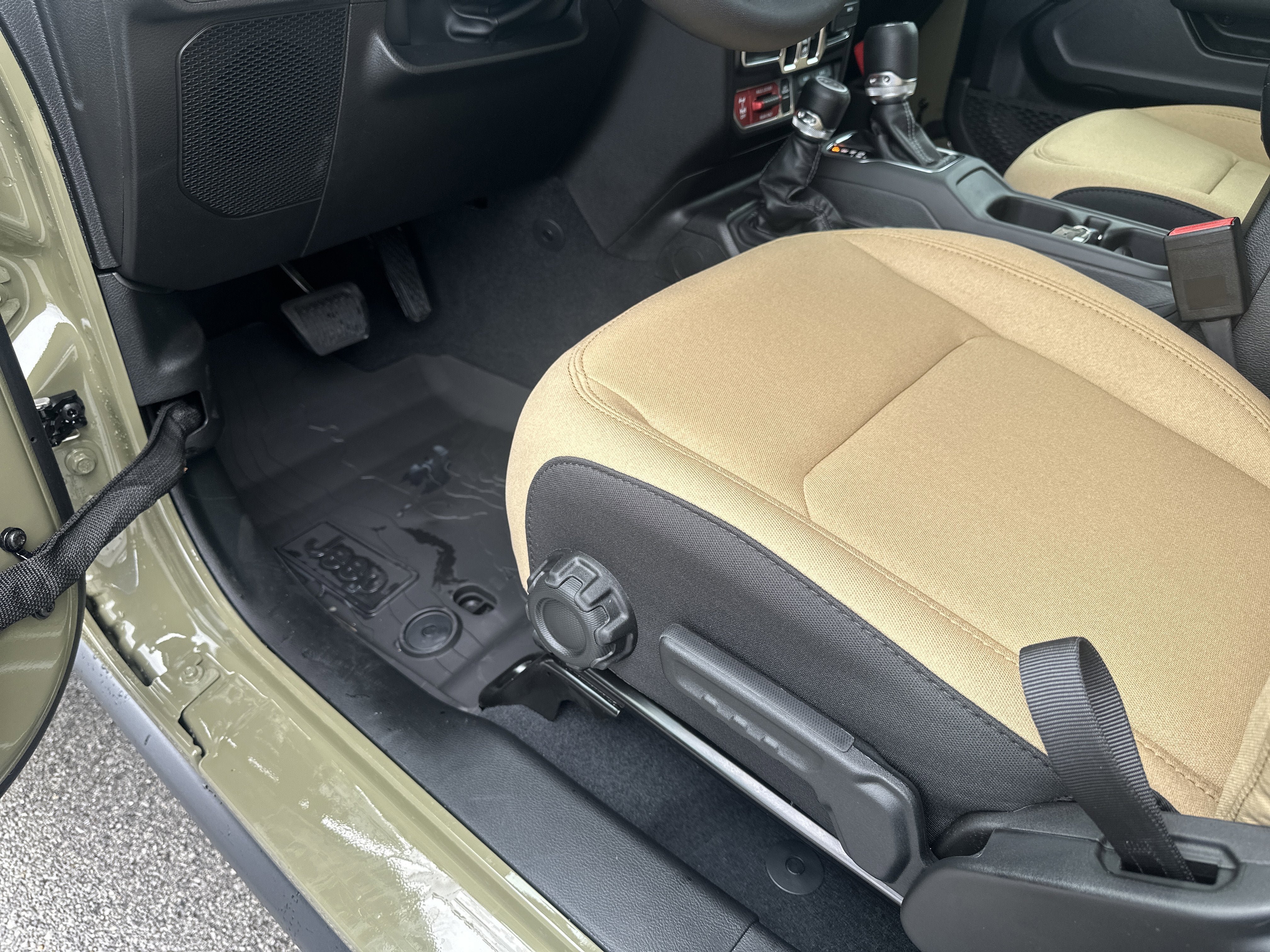 New 2026 Jeep Wrangler Unlimited Sport AWD/4WD image 16