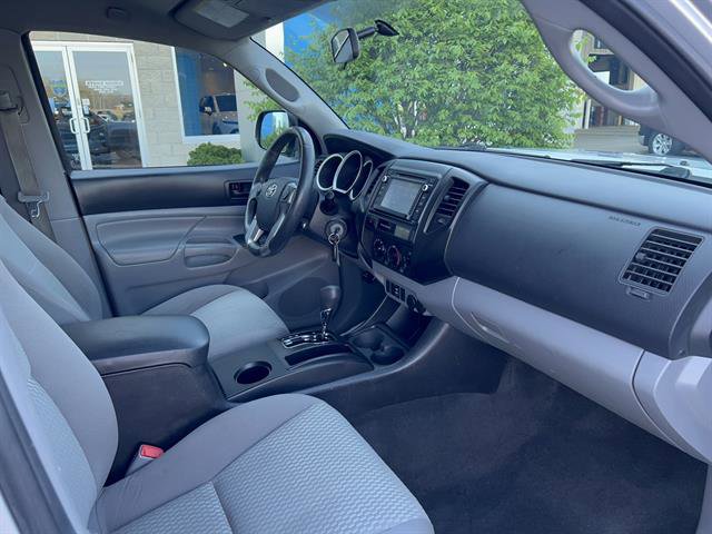 Used 2015 Toyota Tacoma 2WD Double Cab w/ Convenience Package image 13