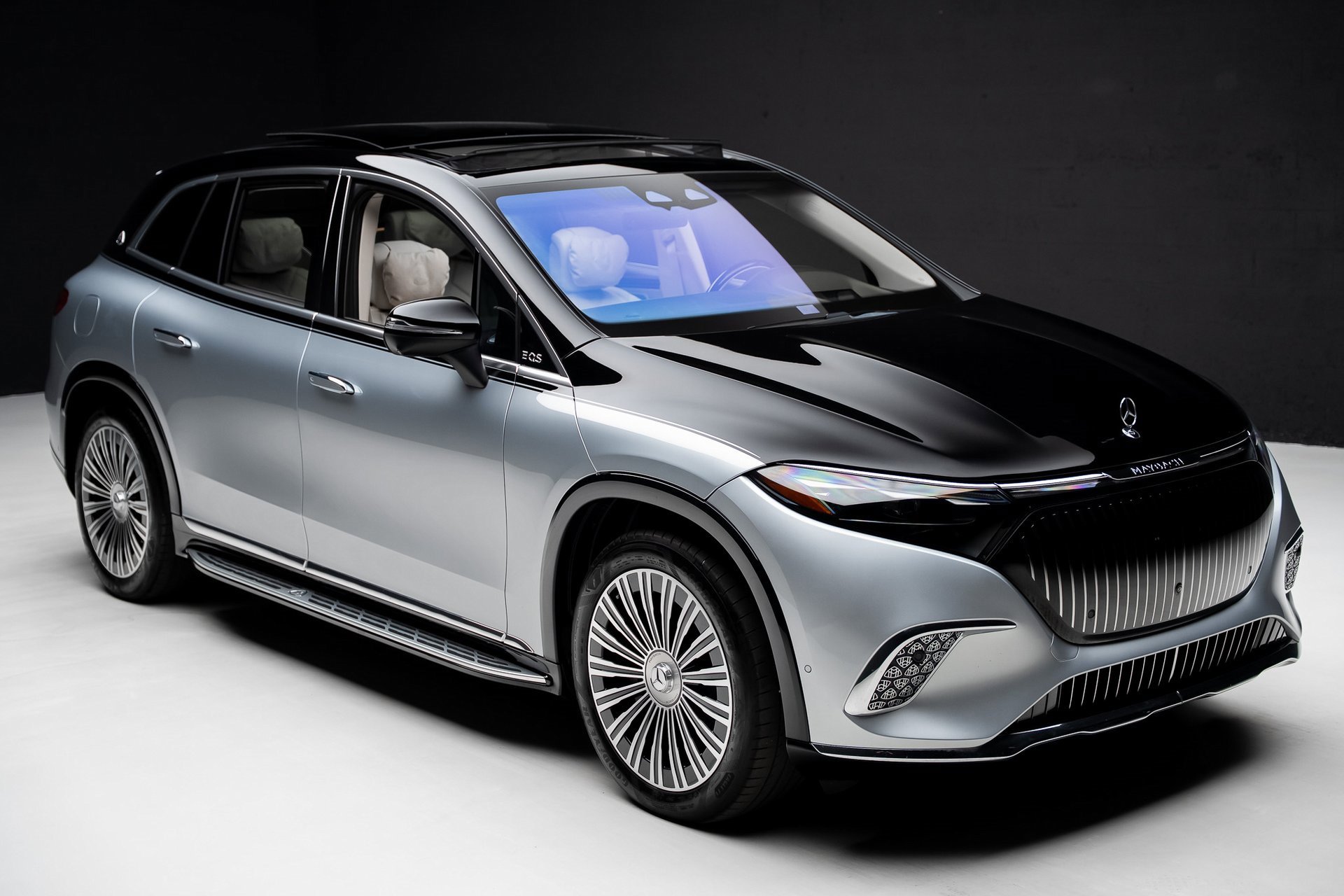 Used 2024 Mercedes-Benz Maybach EQS 680 4MATIC image 41