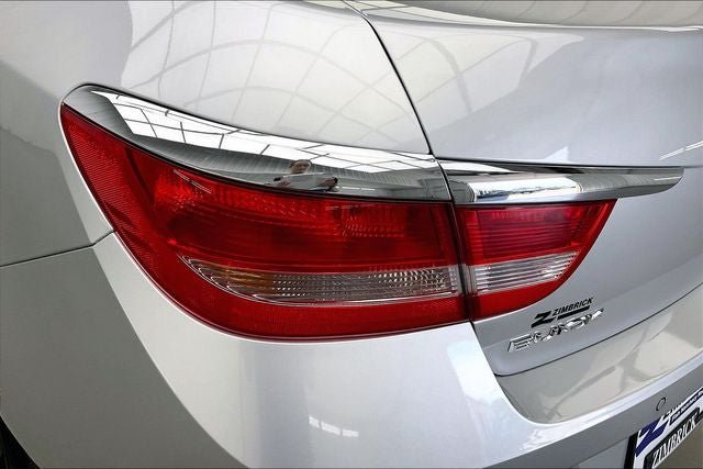 Used 2013 Buick Verano Leather FWD image 26
