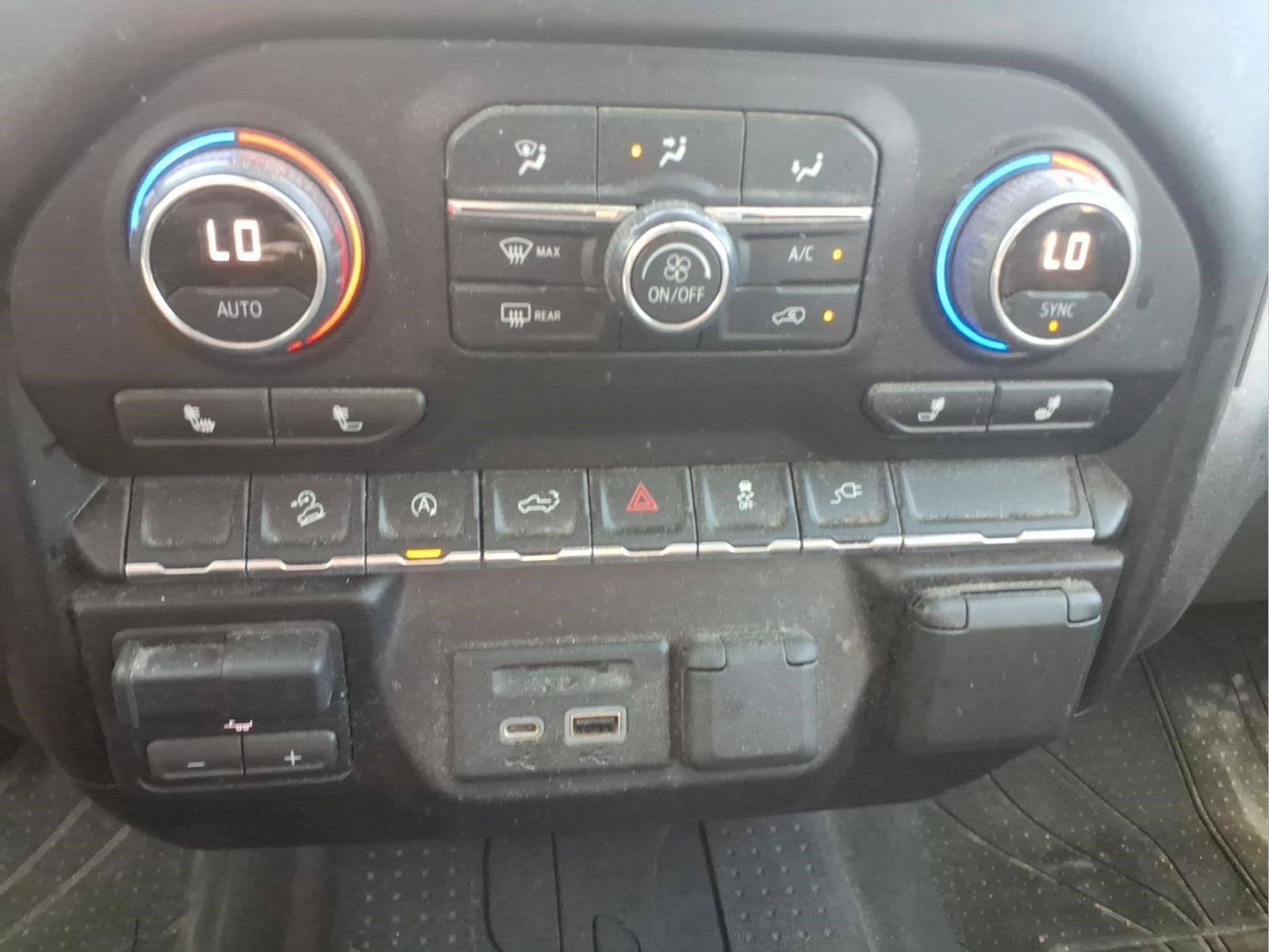 Used 2020 Chevrolet Silverado 1500 LT w/ Texas Edition AWD/4WD image 23