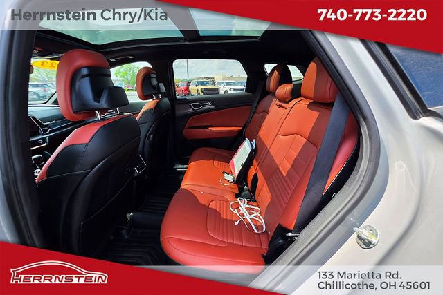 Used 2023 Kia Sportage SX image 24