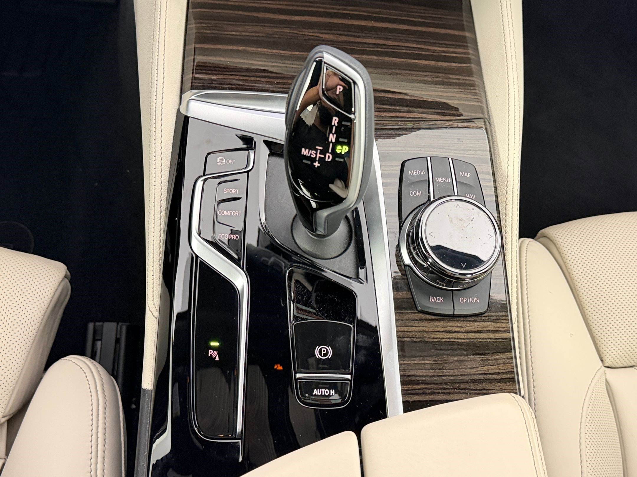 Certified 2023 BMW 540i w/ Executive Package RWD image 17