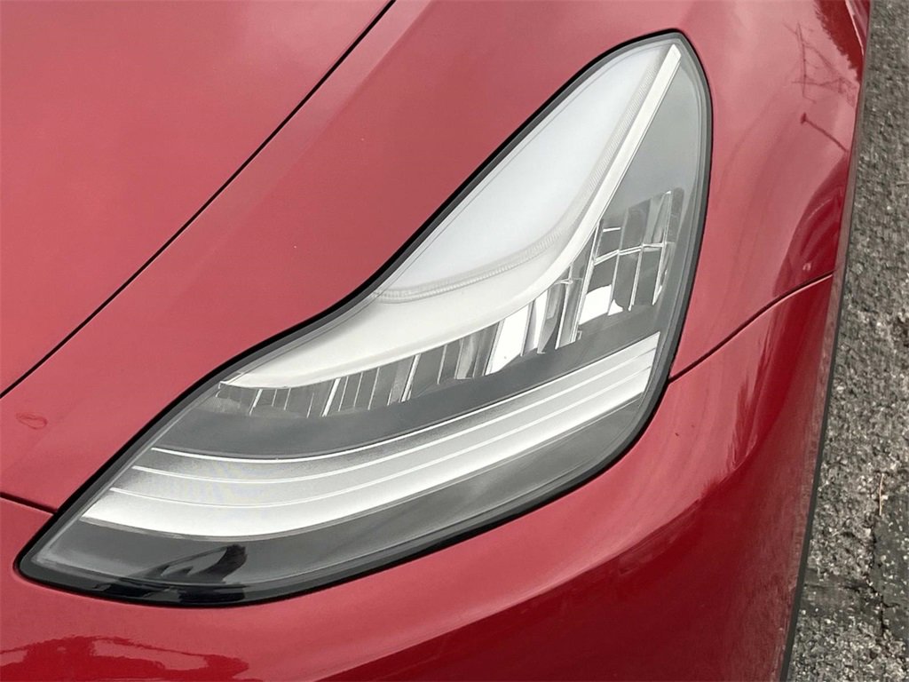 Used 2021 Tesla Model Y Long Range image 8