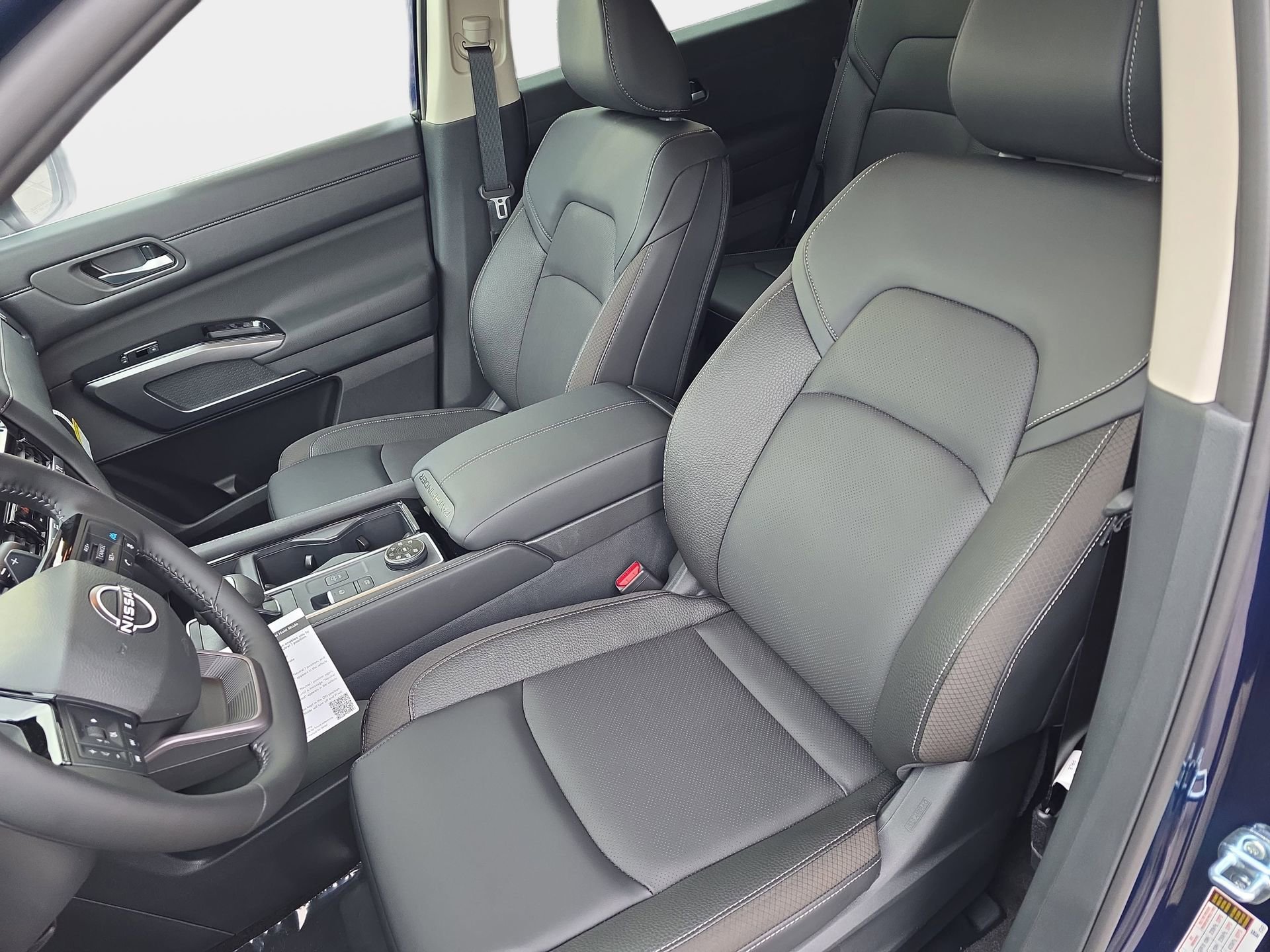 New 2026 Nissan Pathfinder SL w/ Cargo Package AWD/4WD image 15