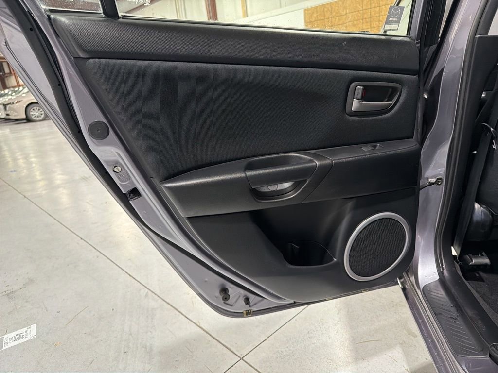 Used 2006 MAZDA MAZDA3 s image 27