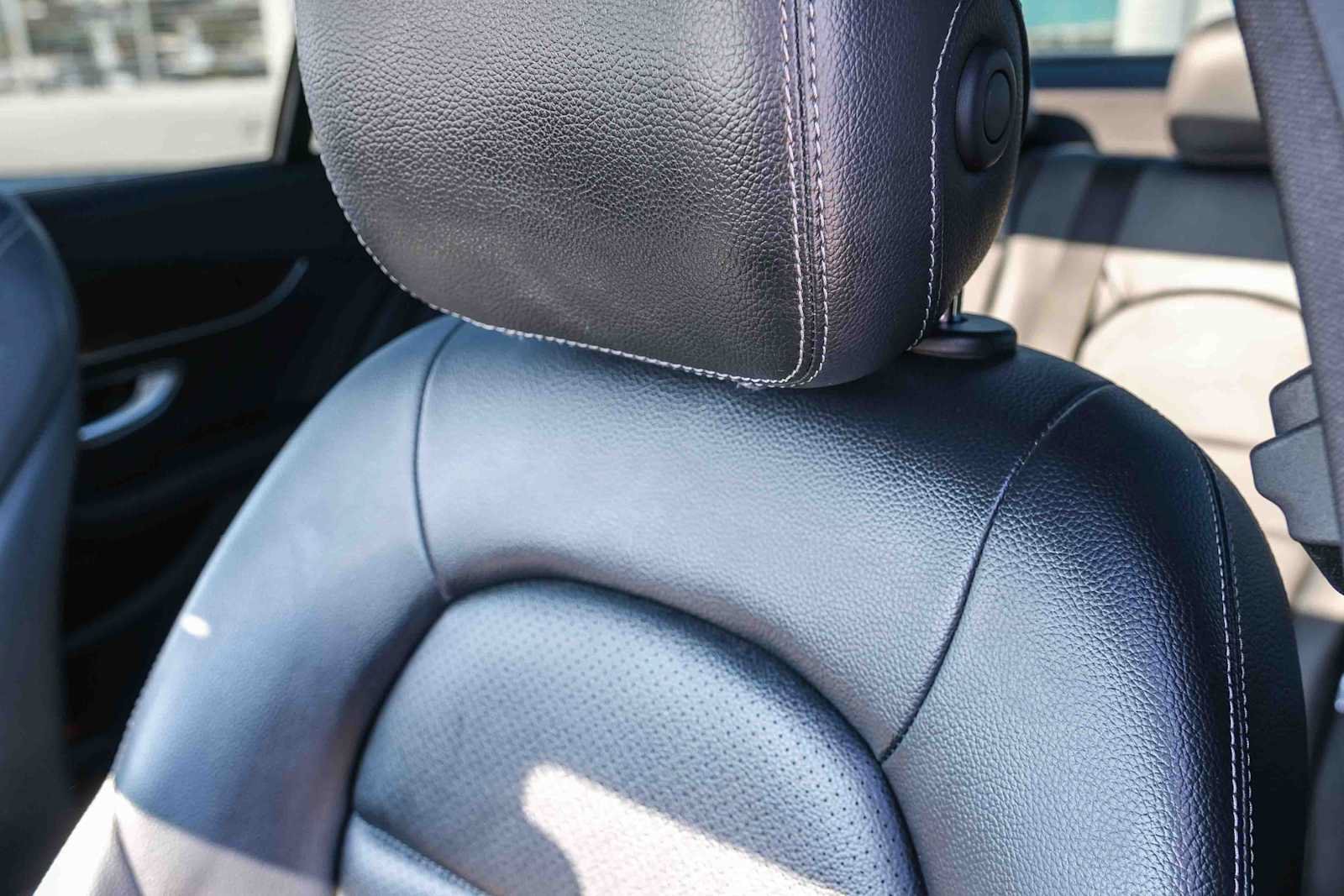 Used 2017 Mercedes-Benz C 300 Sedan image 20