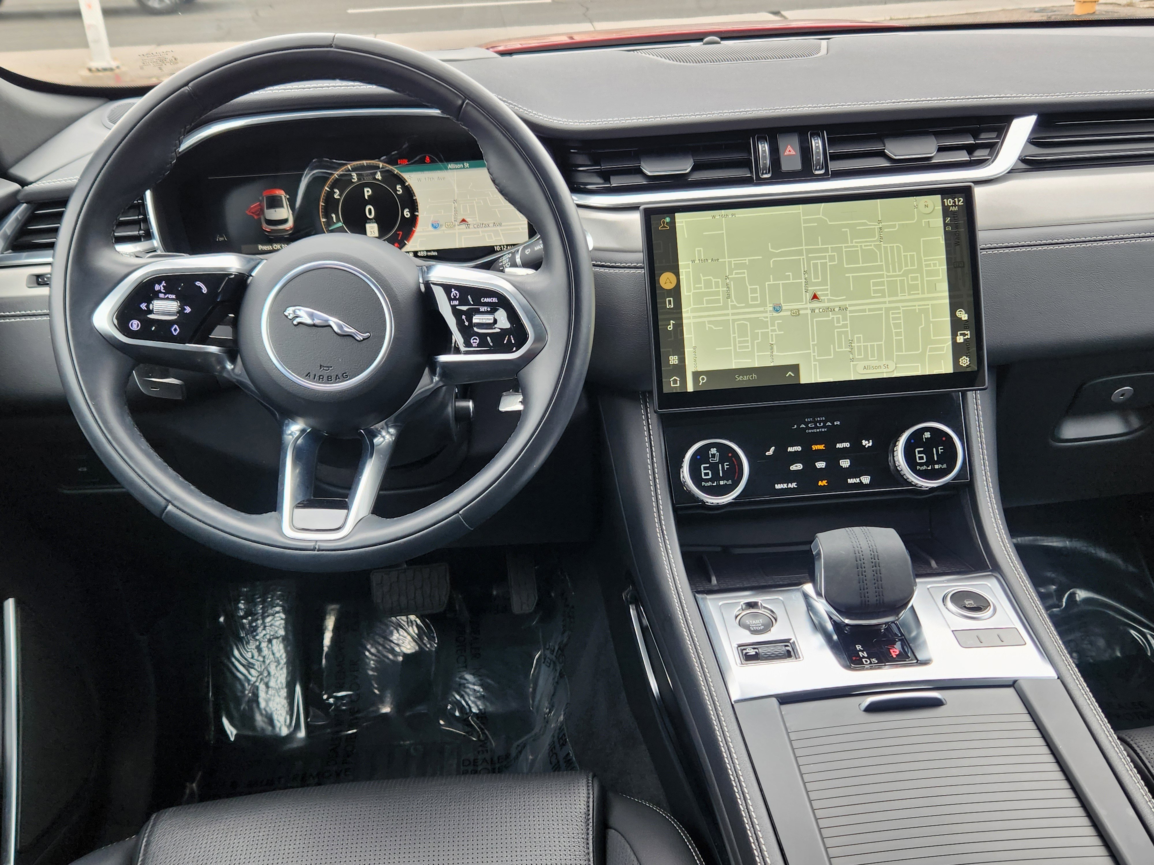 Certified 2025 Jaguar F-PACE R-Dynamic S AWD/4WD image 18