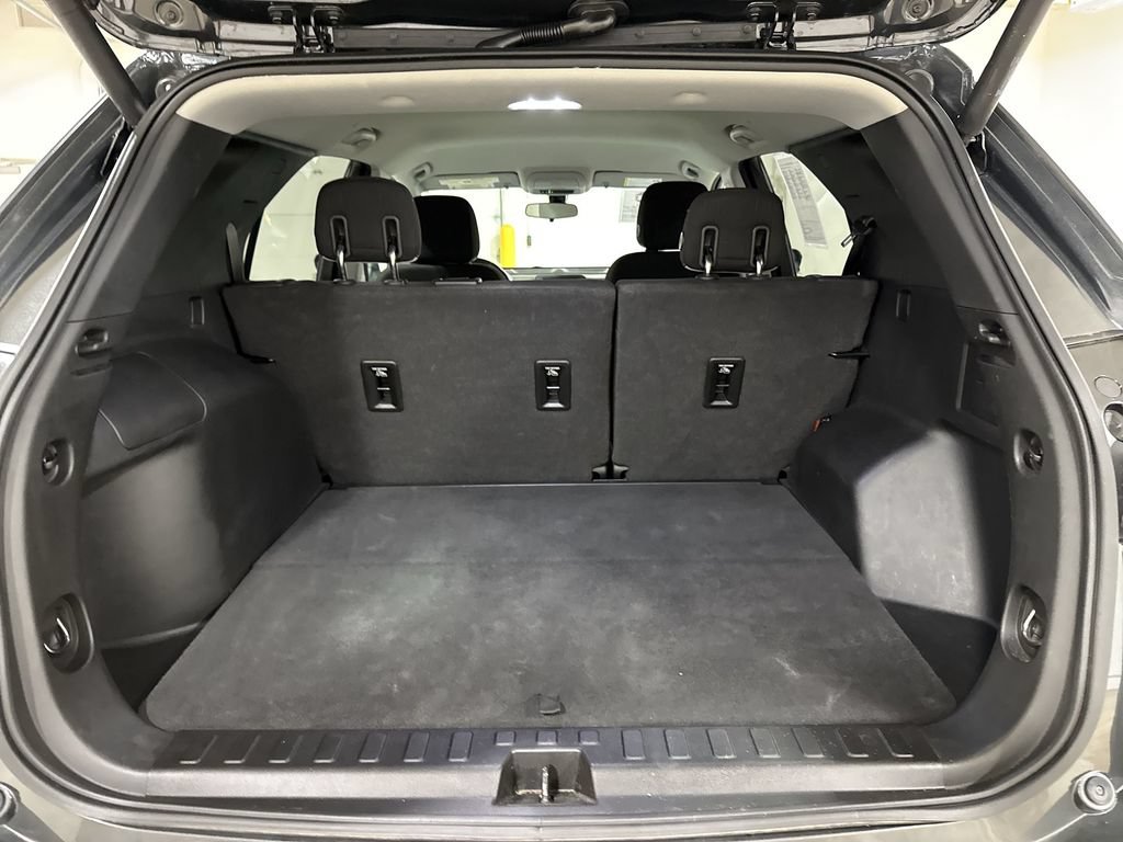 Used 2019 Chevrolet Equinox LT FWD image 23