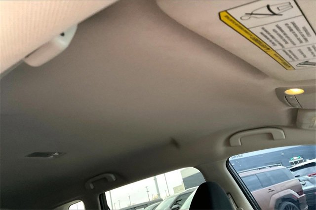 Certified 2020 Nissan Rogue SV image 19