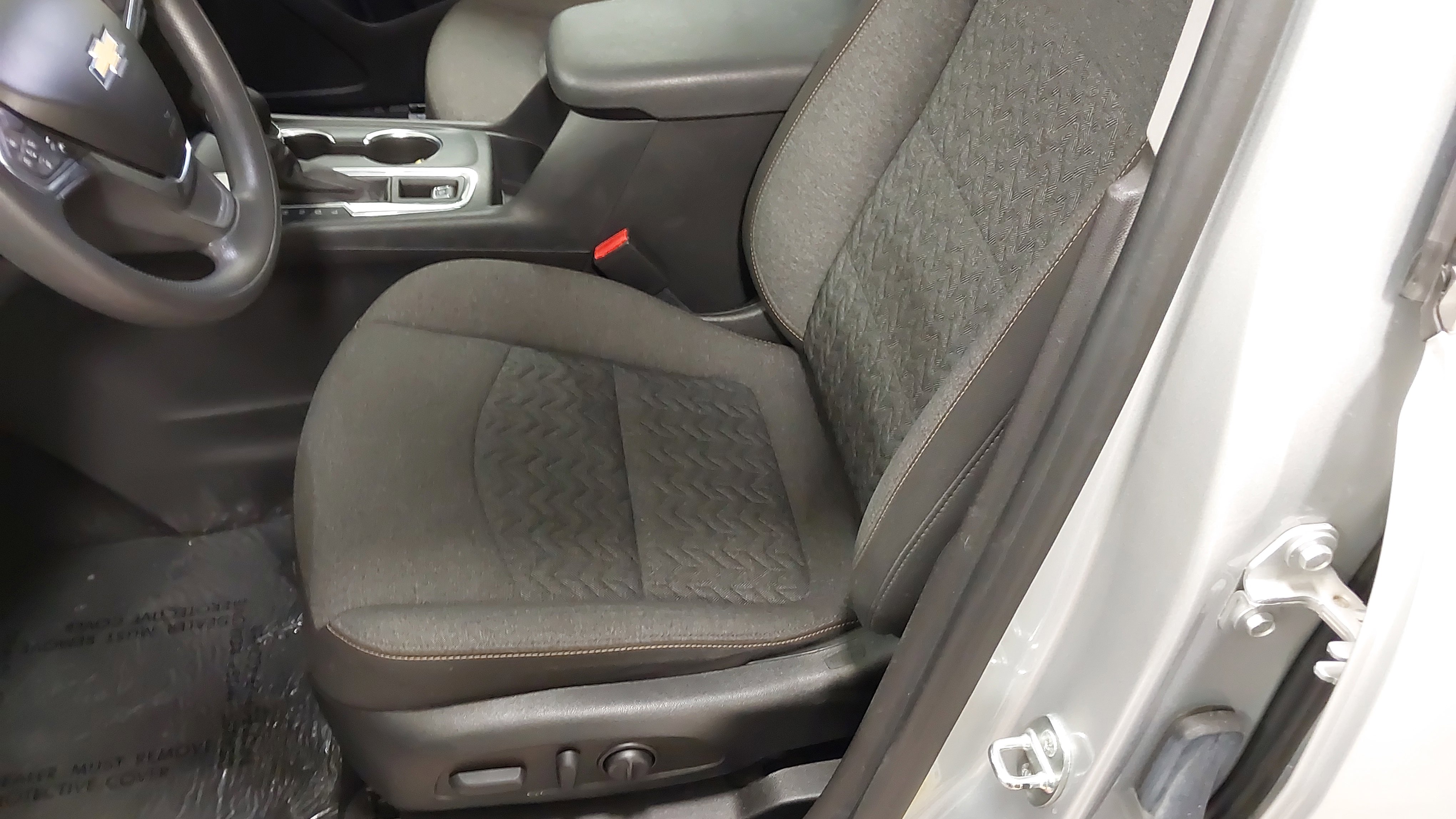 Used 2022 Chevrolet Equinox LT image 22