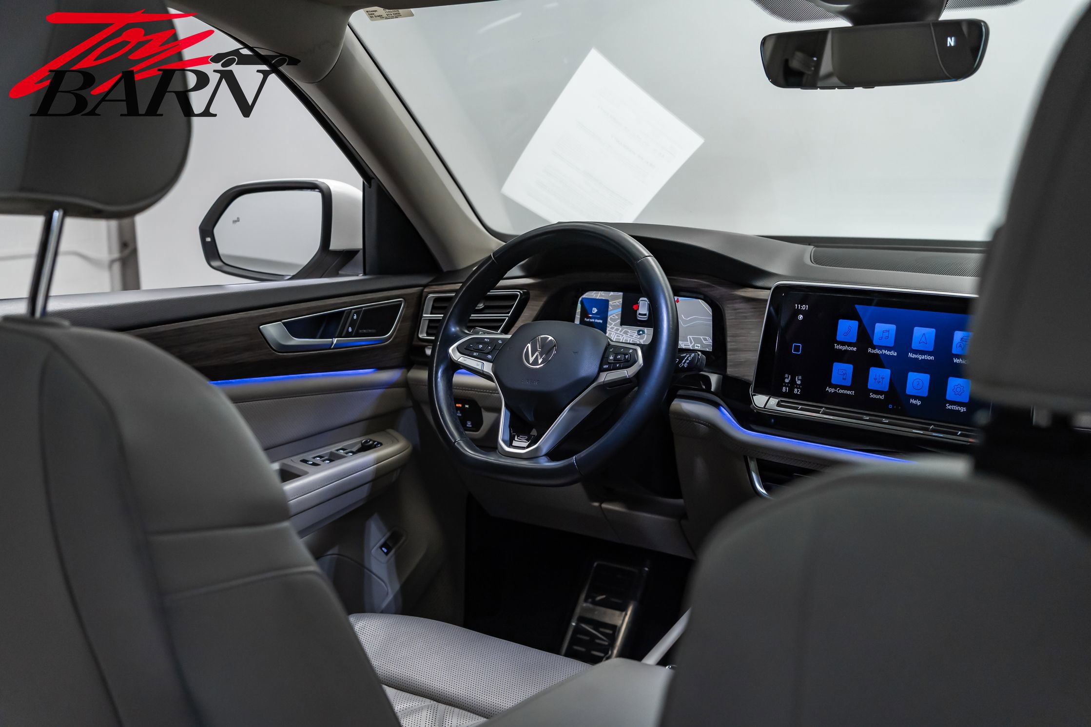 Used 2024 Volkswagen Atlas SEL Premium R-Line image 47