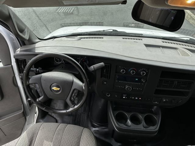 Used 2022 Chevrolet Express 3500 w/ Power Convenience Package image 13