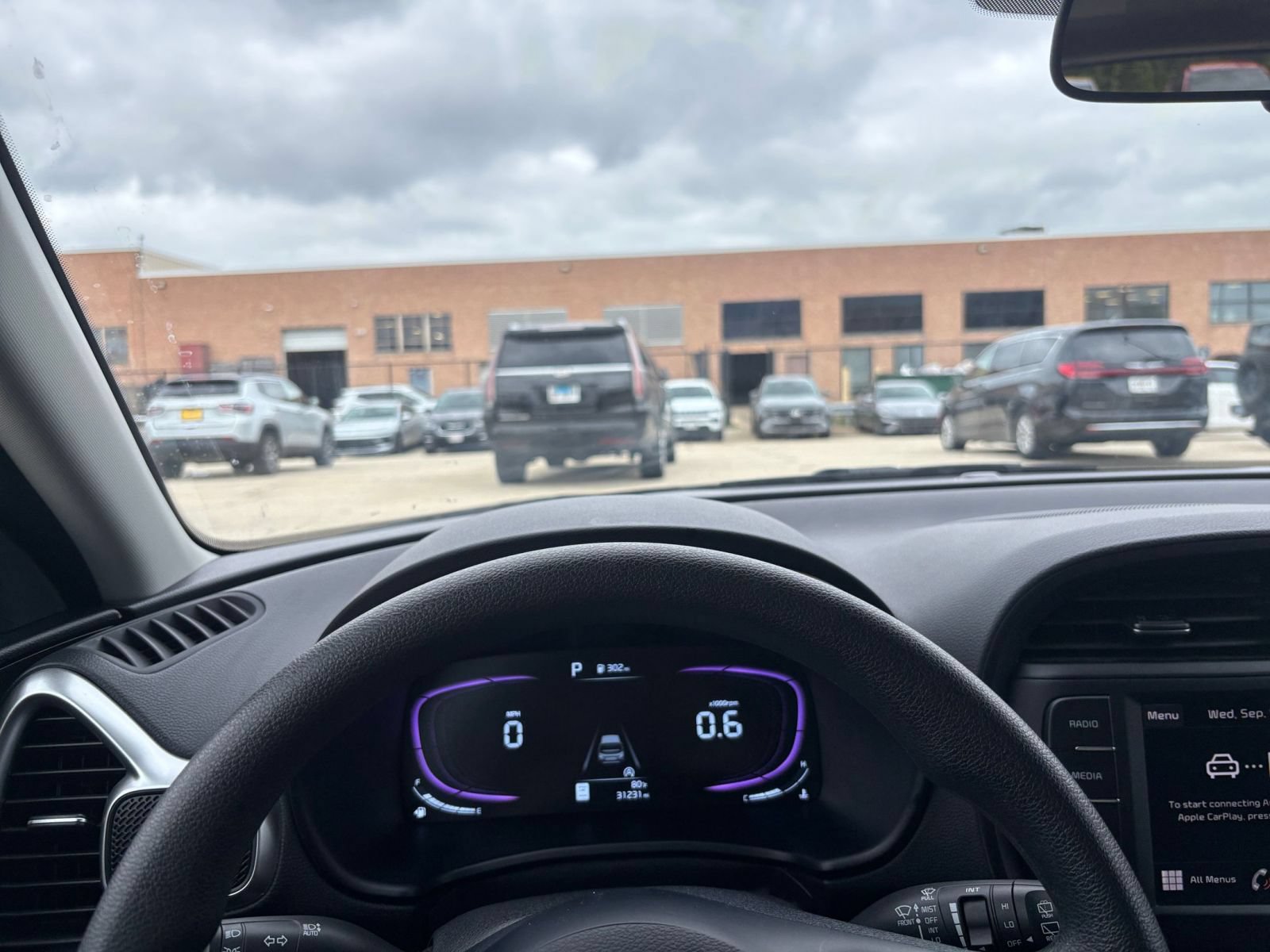 Used 2025 Kia Soul LX w/ LX Technology Package FWD image 31