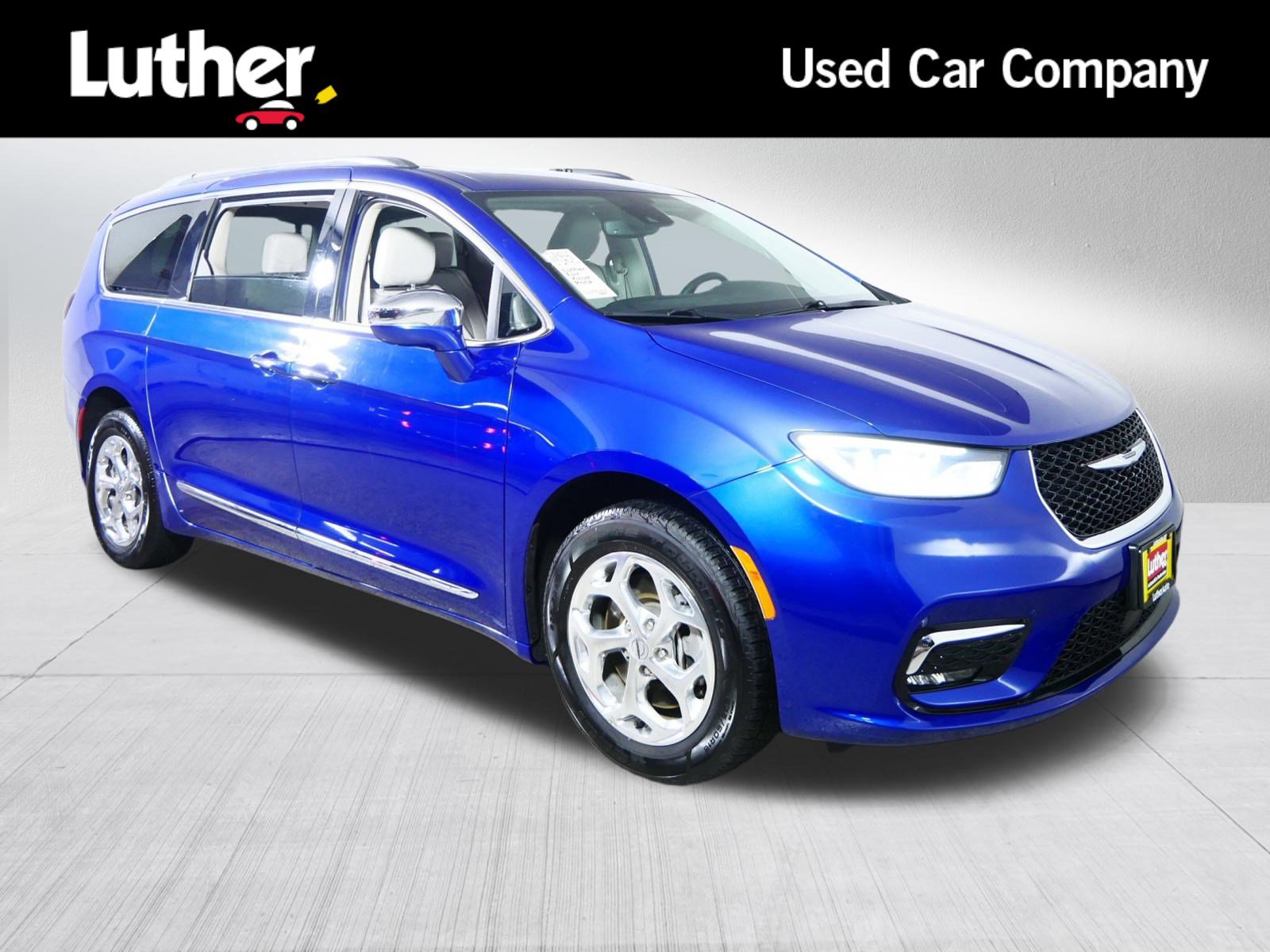 Used 2021 Chrysler Pacifica Limited AWD/4WD video 1