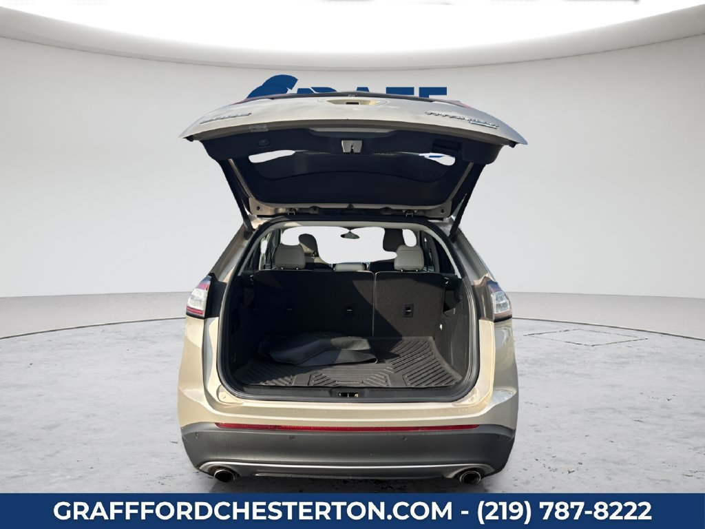 Used 2017 Ford Edge Titanium FWD image 27