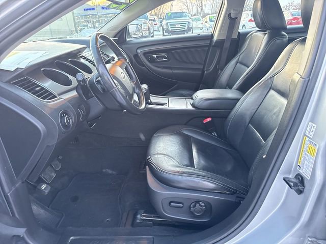Used 2010 Ford Taurus SEL image 9
